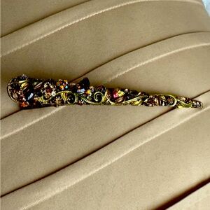 Elegant Rhinestone Embellished Floral Hair Clip - Bronze Frame - 5.5”L